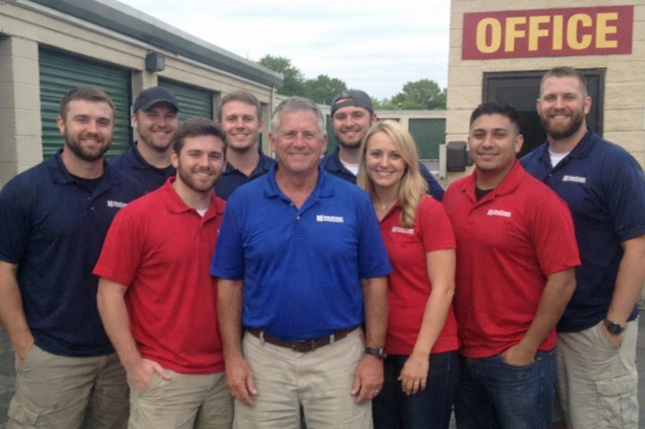 Water damage restoration professionals in Maple Grove, MN